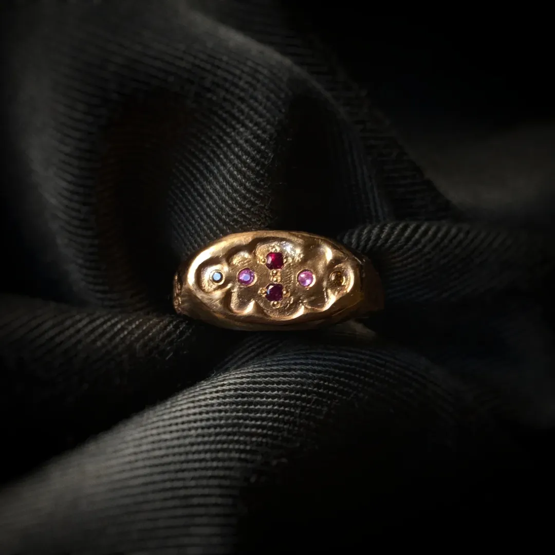 Gold signet ring